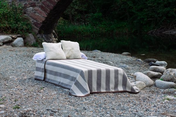 Manta de Lana para Cama modelo Arties - Imagen 2