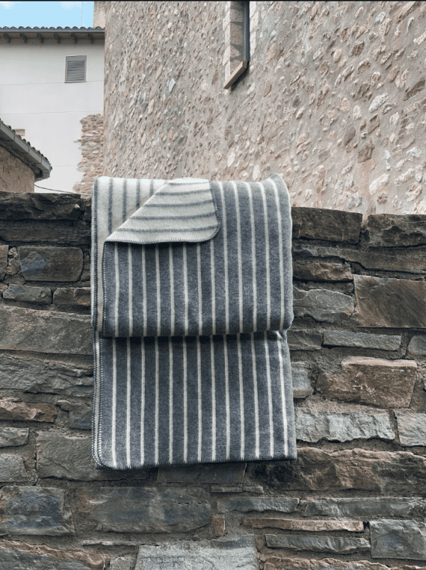 Manta de Lana para Cama Modelo Salardú Gris 5