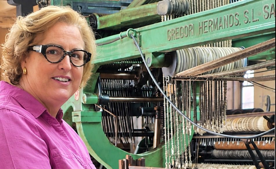 Teresa Dies Mayorala de los Pirineos en el 150 aniversario de la Fábrica de Mantas